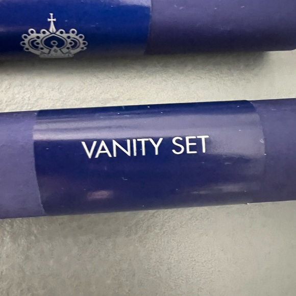 🎉5 for $25 🎉NEW ROYAL GROUP HOTELS TOILETRIES BUNDLE- 7 ITEMS - Picture 4 of 7